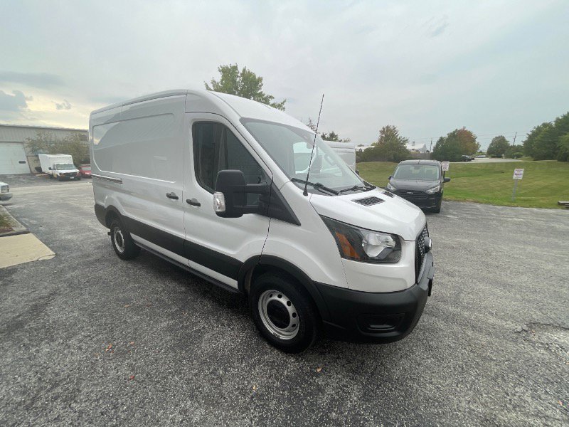 Used 2022 Ford Transit 250 Medium Roof image 18