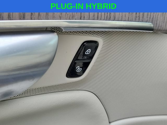 Used 2024 Volvo XC90 T8 Plus w/ Protection Package Premier AWD/4WD image 20