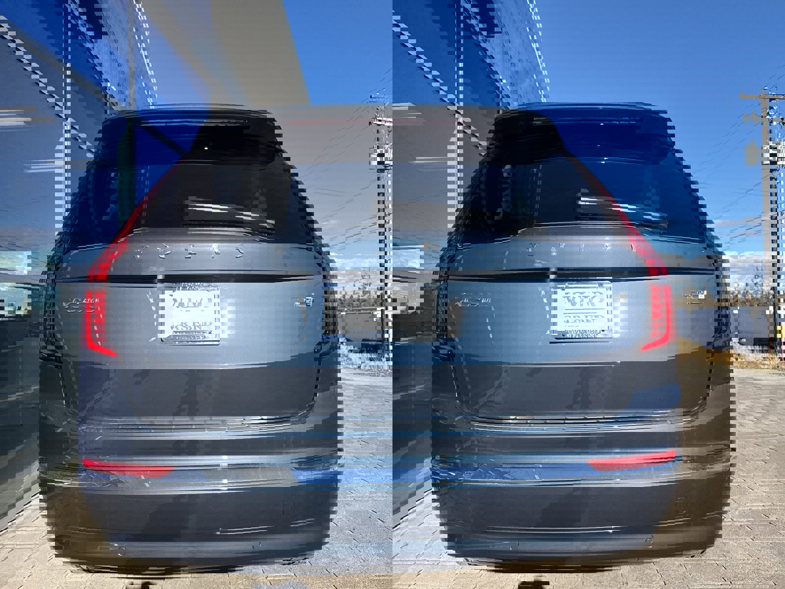 New 2026 Volvo XC90 T8 Ultra w/ Protection Package Premier image 5