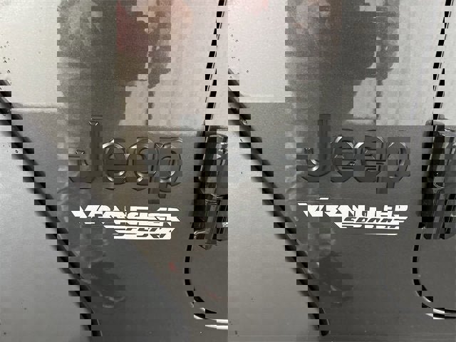 Used 2021 Jeep Wrangler Sport image 30