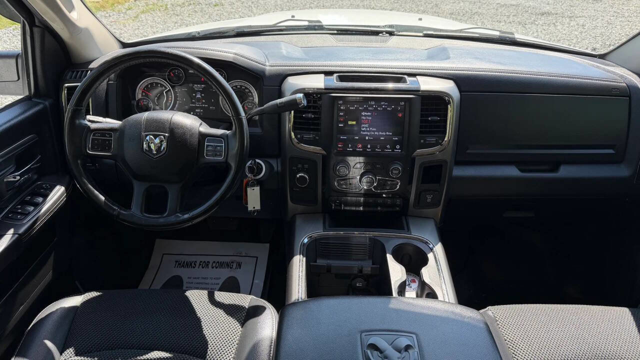 Used 2018 RAM 2500 Big Horn w/ Sport Appearance Group image 17