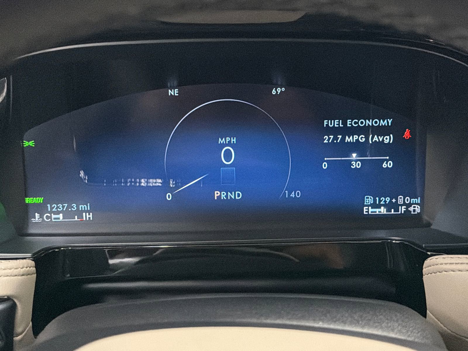 Used 2025 Lincoln Corsair Grand Touring w/ Equipment Group 301A image 24