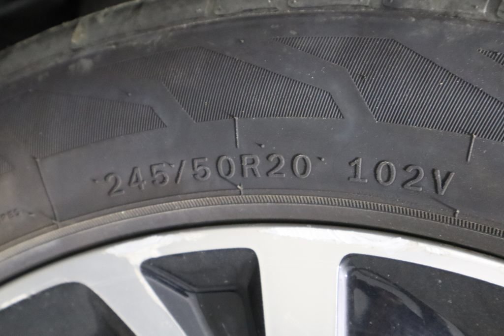 Used 2021 Ford Edge ST AWD/4WD image 43