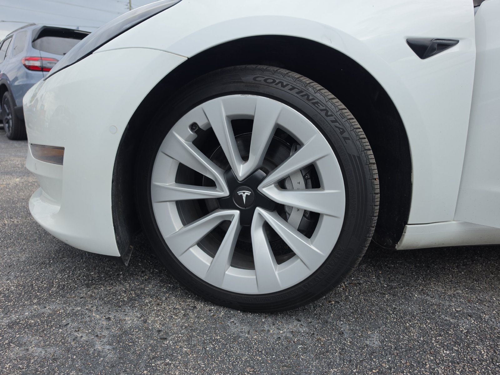 Used 2022 Tesla Model 3 Long Range AWD/4WD image 26