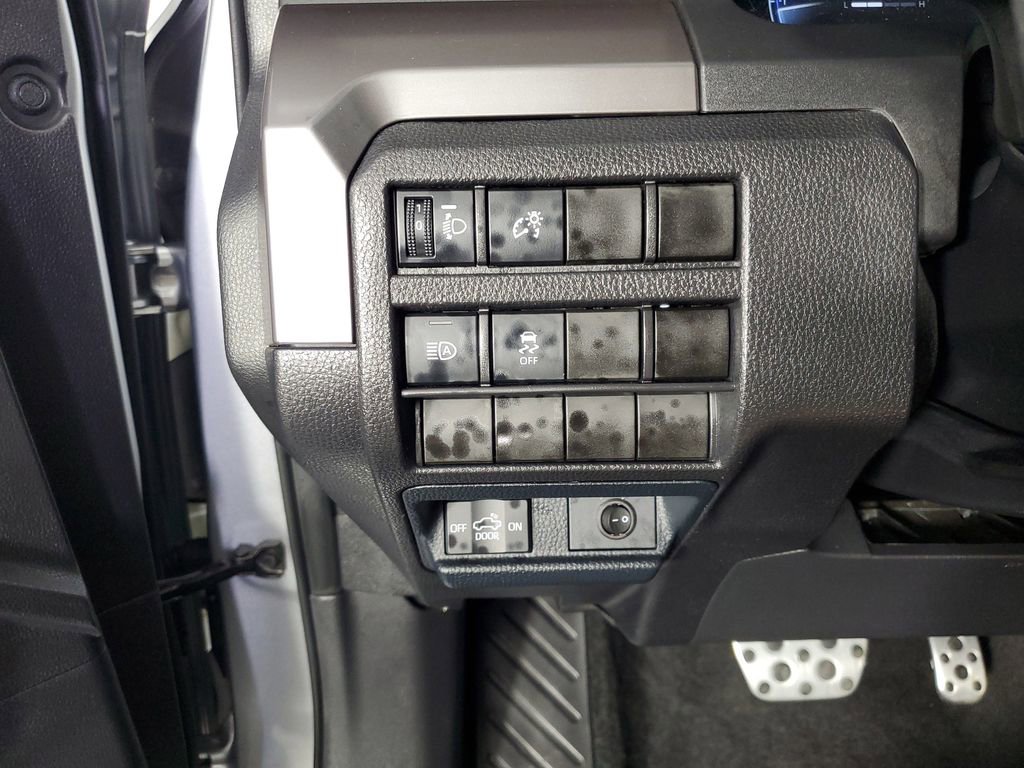 Used 2025 Toyota Tacoma TRD Sport image 29