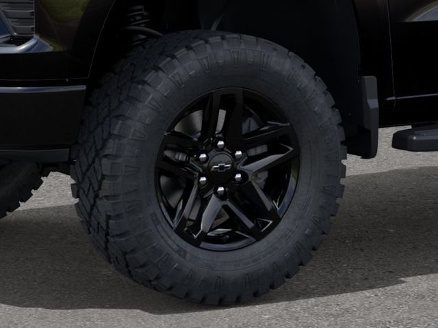 New 2026 Chevrolet Silverado 1500 Custom Trail Boss w/ LPO, Dark Essentials Package AWD/4WD image 9