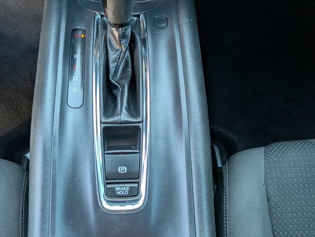 Used 2019 Honda HR-V Sport image 9
