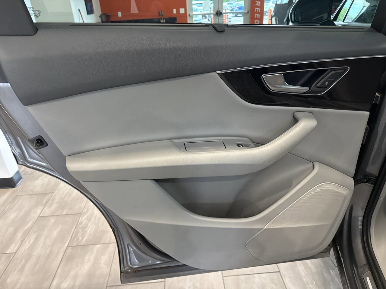 Used 2017 Audi Q7 3.0T Premium Plus image 25