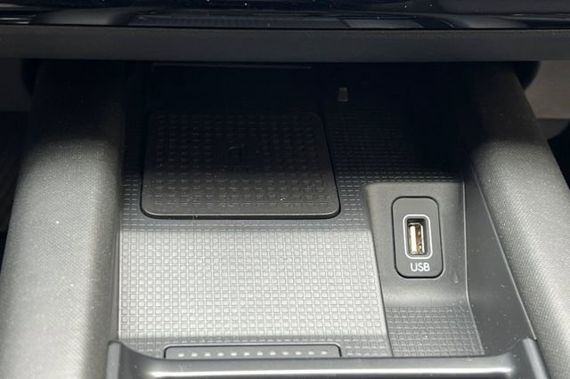 Used 2024 Hyundai Ioniq 6 Limited RWD image 37