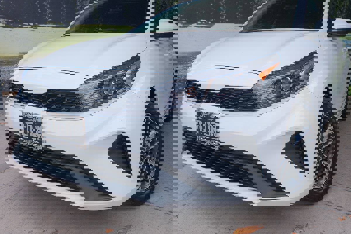 Used 2023 Kia Forte LXS image 8