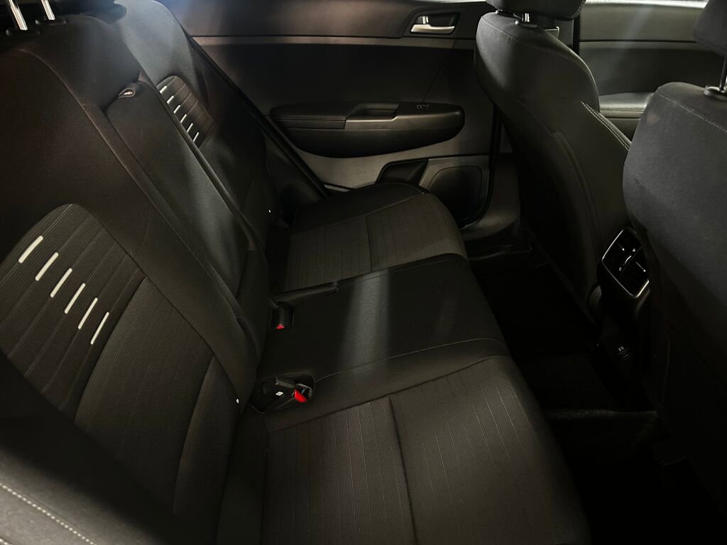 Used 2020 Kia Sportage LX w/ LX Popular Package image 26