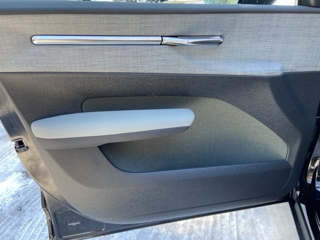 New 2026 Volvo EX30 Plus w/ Climate Package RWD image 12