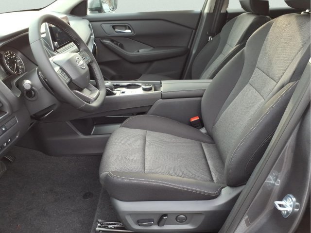 New 2026 Nissan Rogue SV AWD/4WD image 11