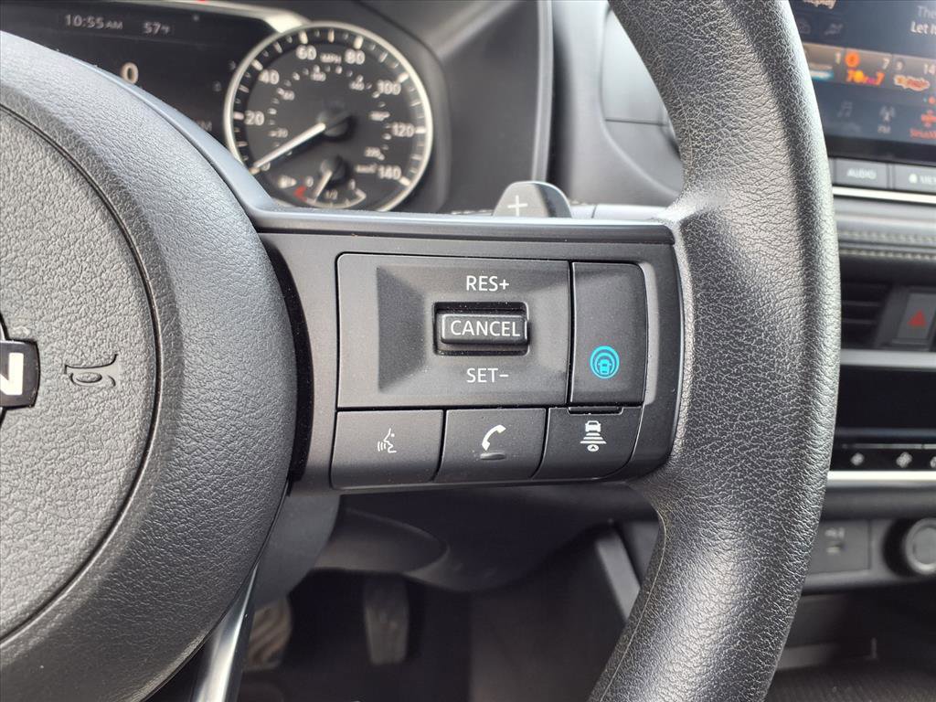 Used 2024 Nissan Rogue SV image 15