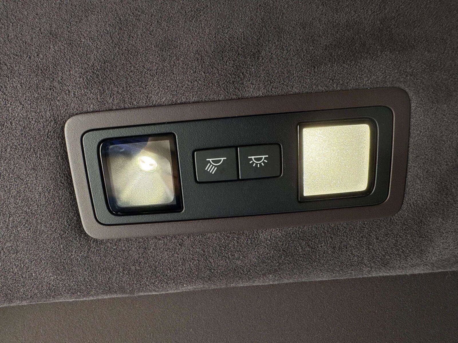 Used 2018 Lexus LS 500 AWD w/ Luxury Package image 38