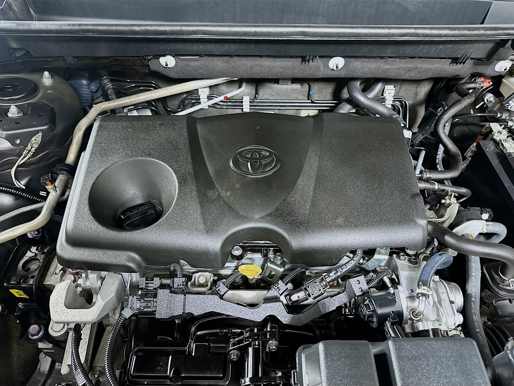 Used 2023 Toyota RAV4 LE FWD image 33