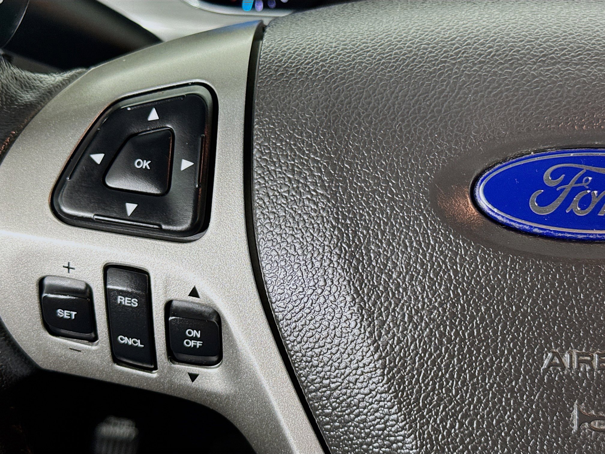 Used 2018 Ford Taurus SEL image 13