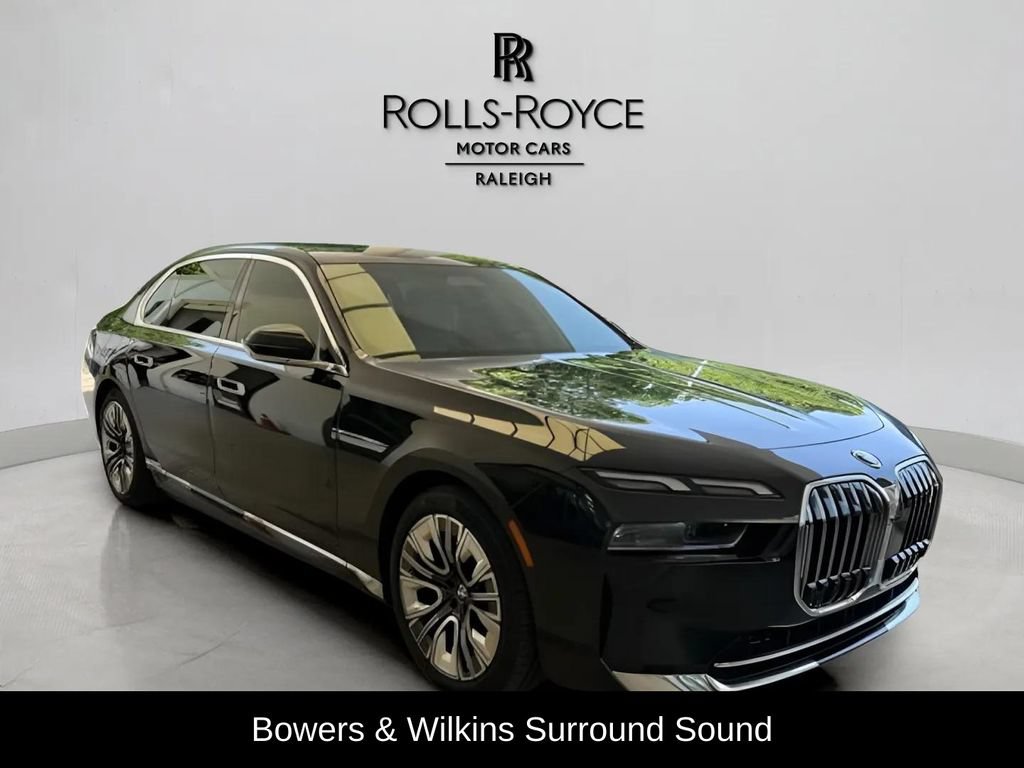 Used 2024 BMW i7 xDrive60 AWD/4WD image 8