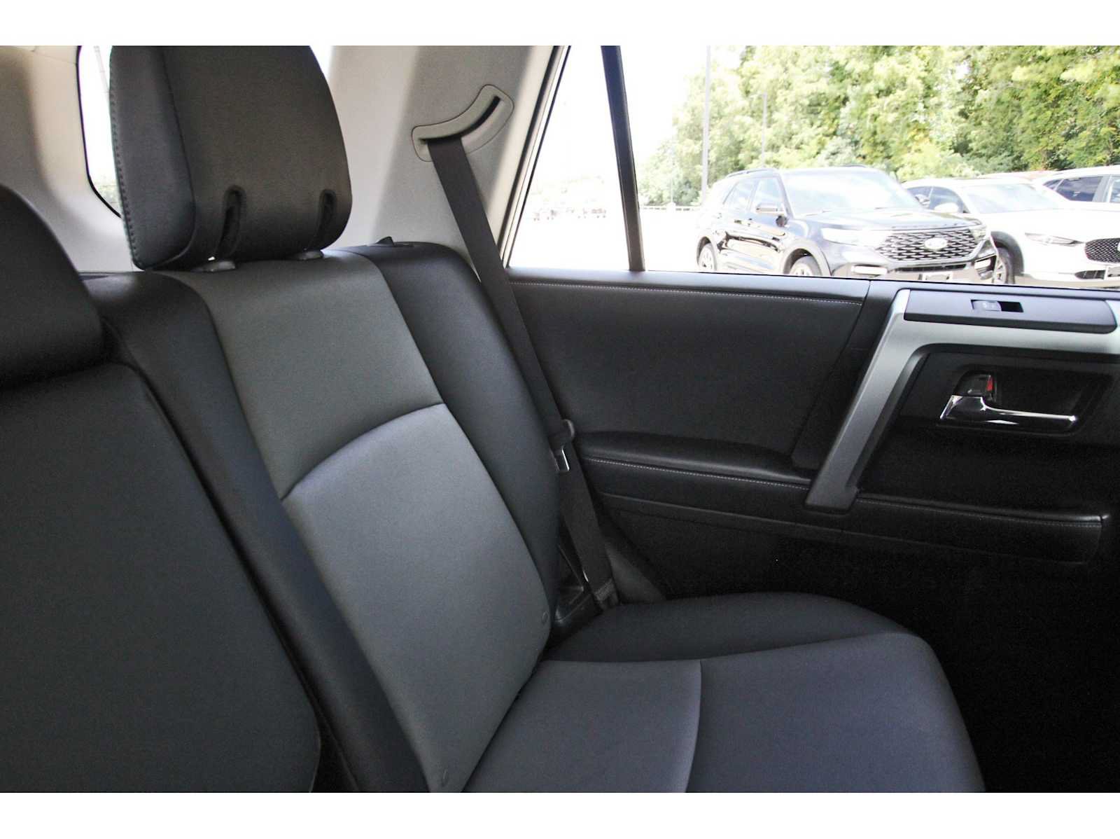 Used 2023 Toyota 4Runner SR5 Premium w/ Moonroof Package RWD image 10