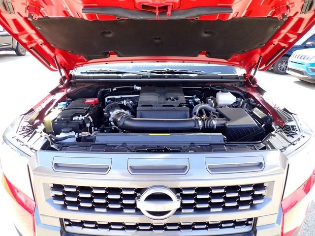 Used 2025 Nissan Frontier SV AWD/4WD image 14