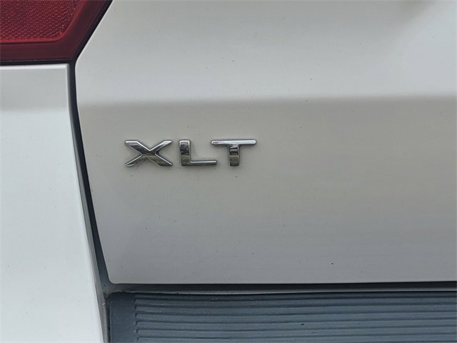 Used 2018 Ford Expedition XLT w/ Equipment Group 202A image 5