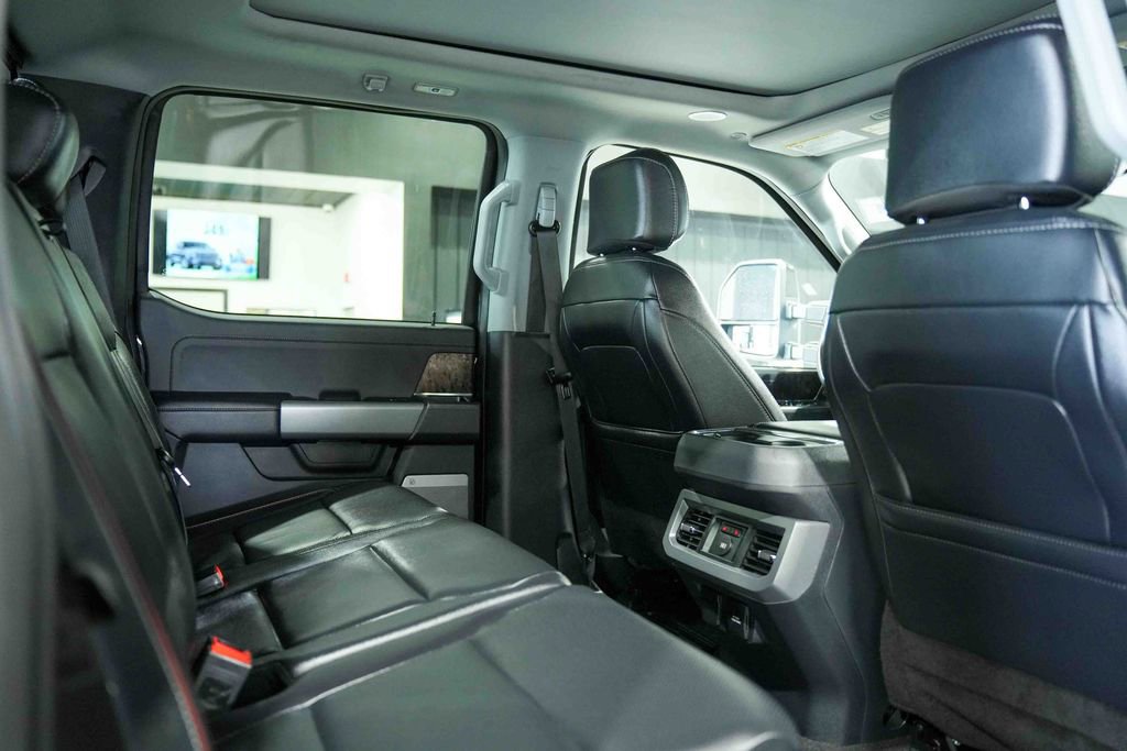 Used 2024 Ford F250 Lariat w/ Lariat Ultimate Package image 21