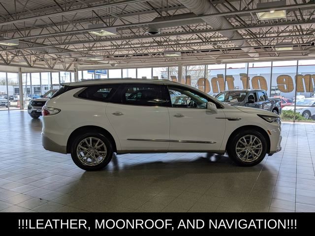 Used 2023 Buick Enclave Essence w/ Experience Buick Package FWD image 9