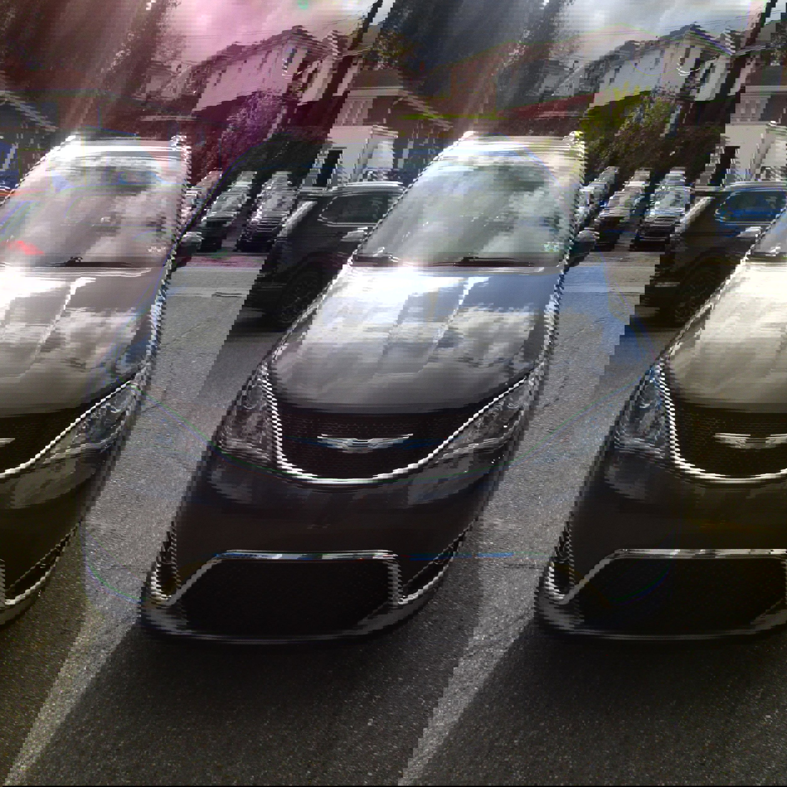 Used 2010 Chrysler Town & Country LX image 4