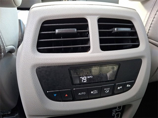 Used 2021 Honda Pilot EX-L image 11