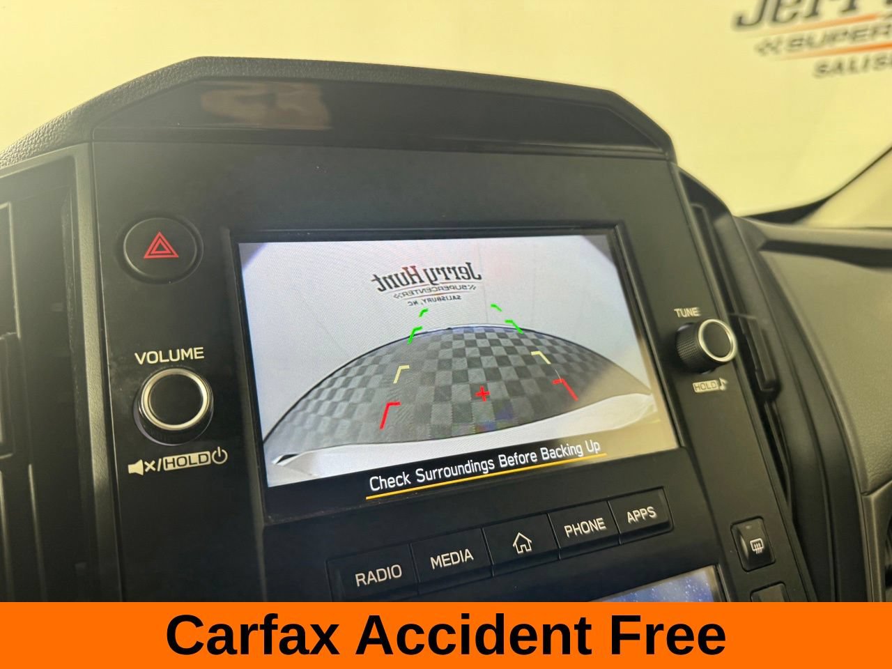 Used 2025 Subaru Crosstrek 2.0i AWD/4WD image 3
