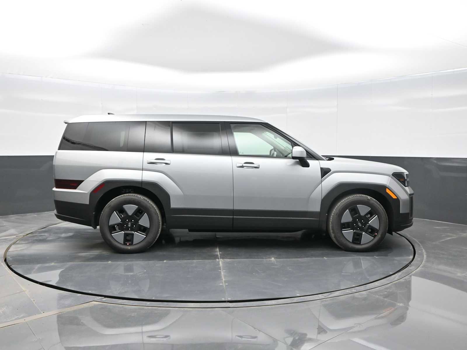 New 2026 Hyundai Santa Fe SE image 9