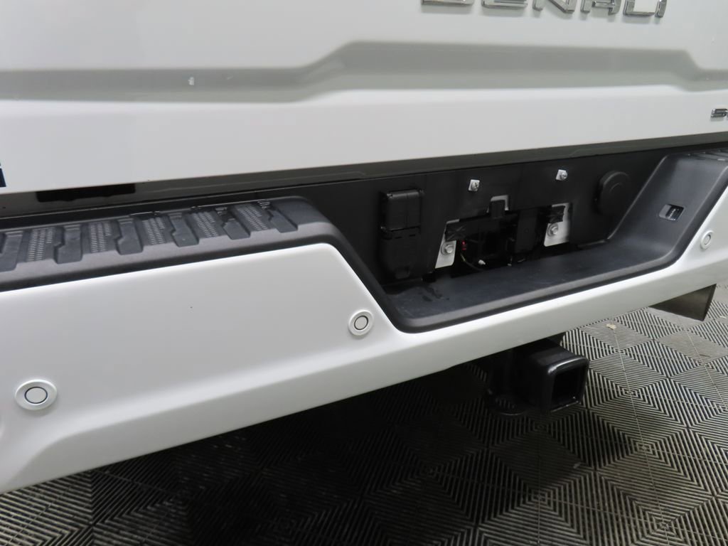 Used 2025 GMC Sierra 3500 Denali image 49
