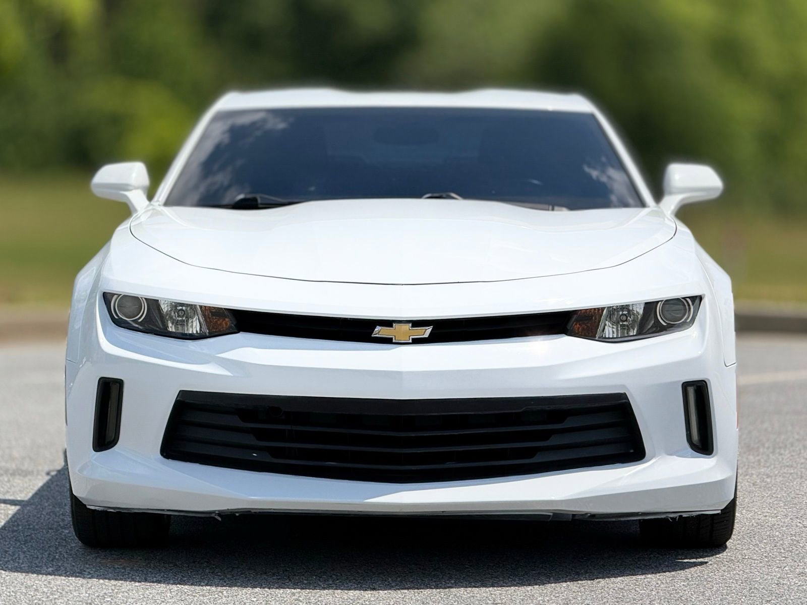 Used 2017 Chevrolet Camaro LT RWD image 3