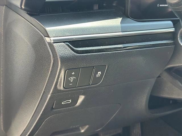 Used 2025 Kia K5 GT-Line FWD image 12