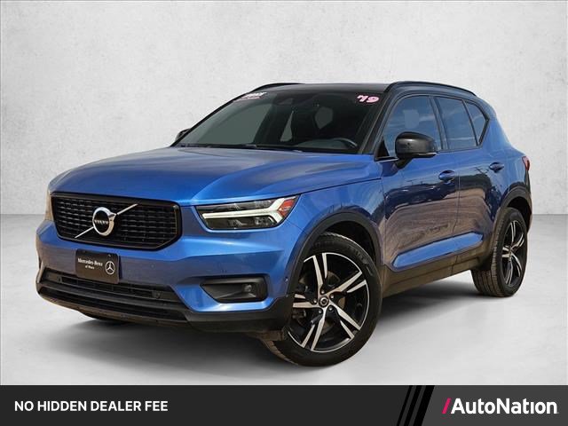Used 2019 Volvo XC40 T5 R-Design AWD/4WD image 1