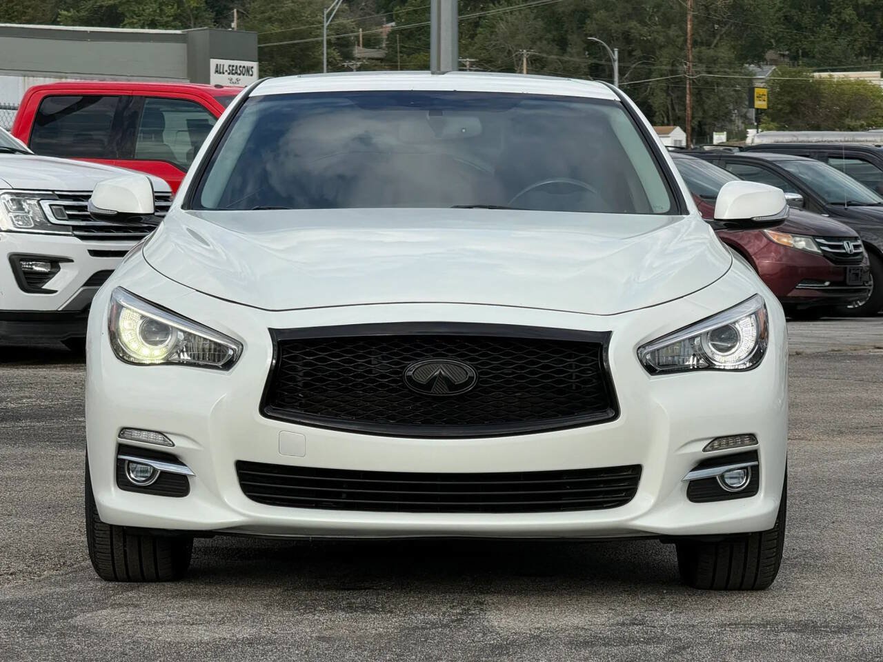 Used 2017 INFINITI Q50 Sport AWD/4WD image 3