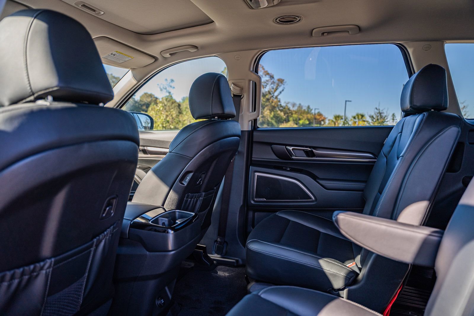 New 2025 Kia Telluride S image 14