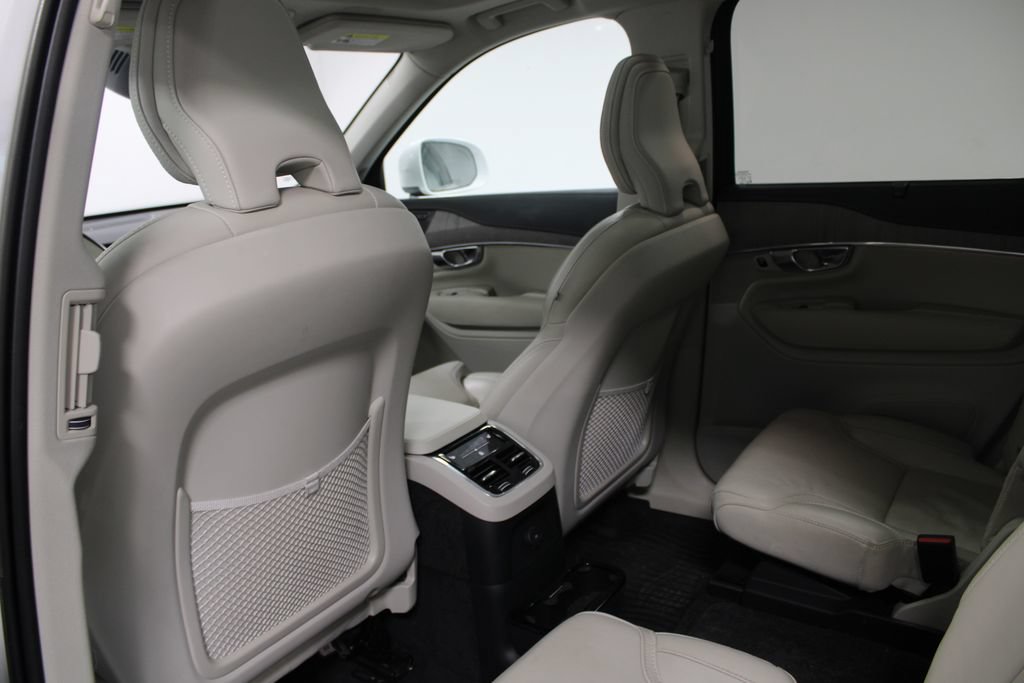 Used 2022 Volvo XC90 T8 Inscription w/ Advanced Package AWD/4WD image 19