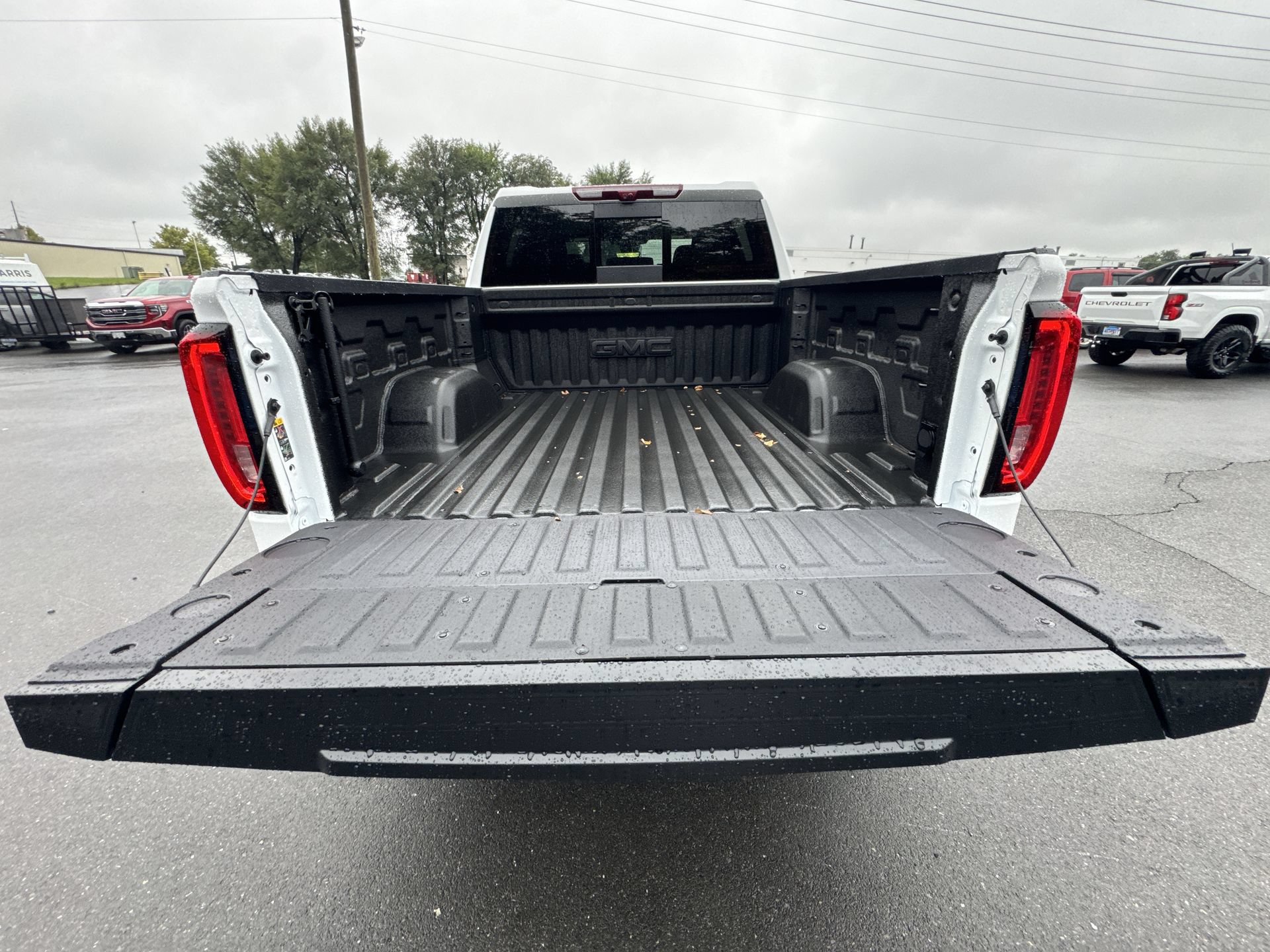 New 2026 GMC Sierra 1500 AT4 w/ AT4 Premium Package AWD/4WD image 21