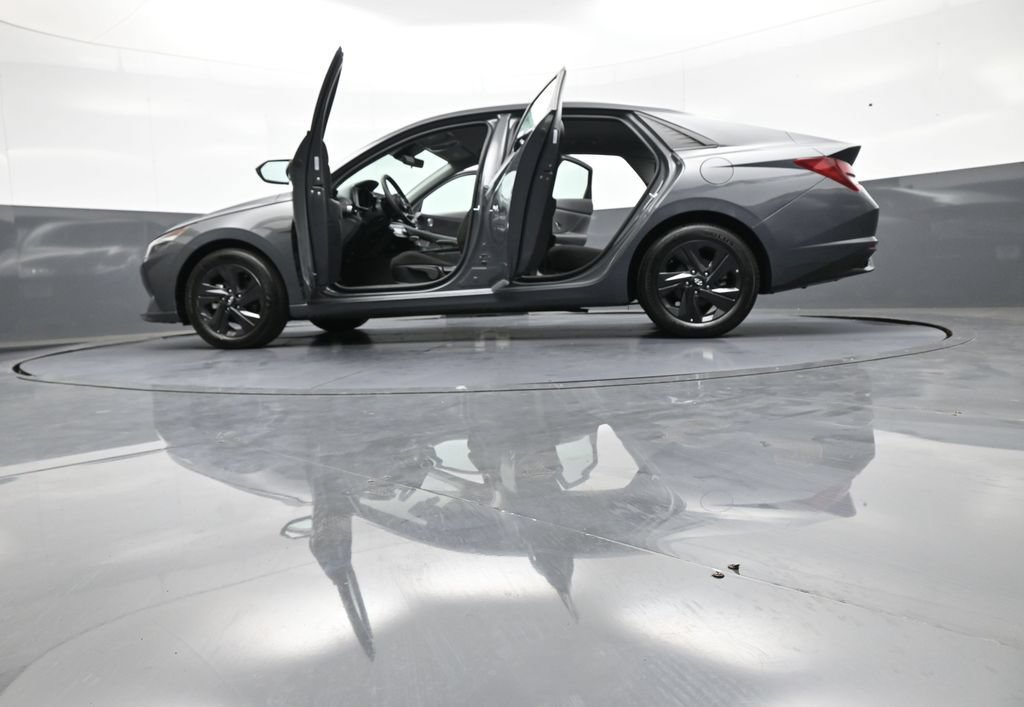 Certified 2023 Hyundai Elantra SEL FWD image 48