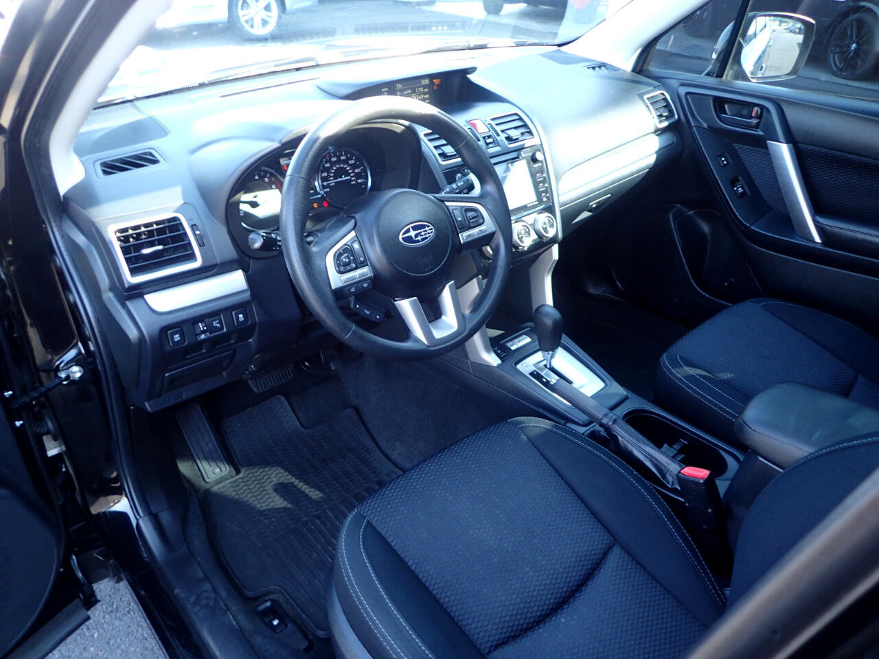 Used 2018 Subaru Forester 2.5i Premium image 10