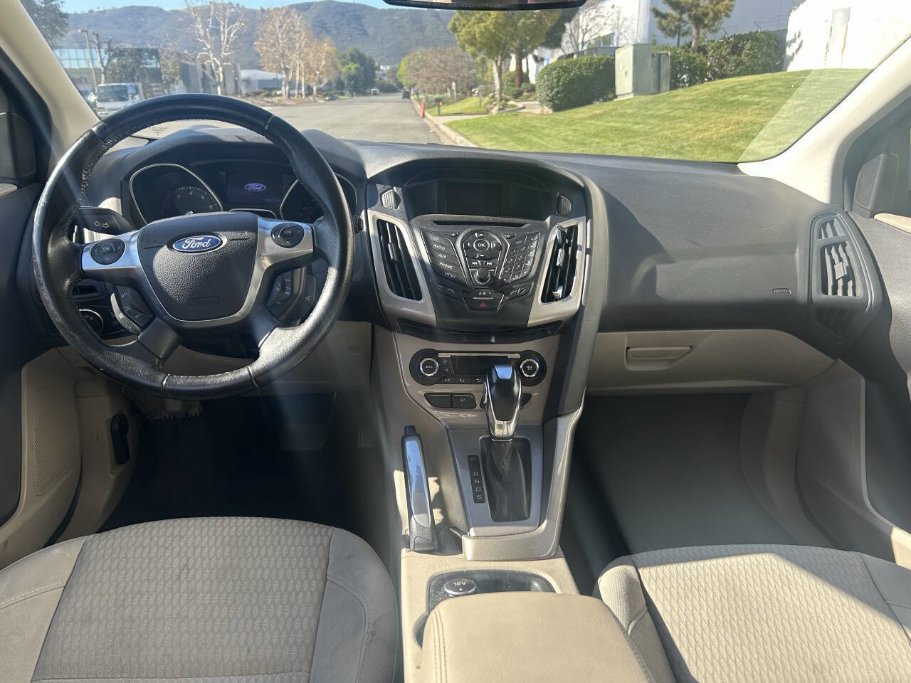 Used 2012 Ford Focus SEL w/ Cargo Management Pkg image 9