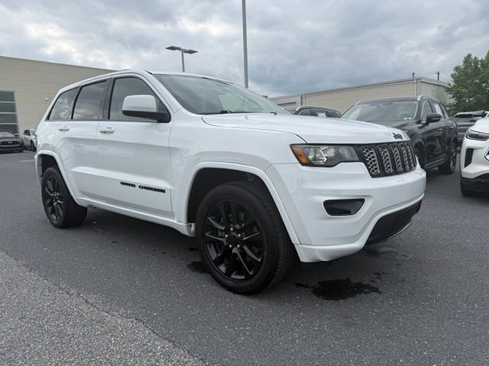 Used 2021 Jeep Grand Cherokee Laredo X