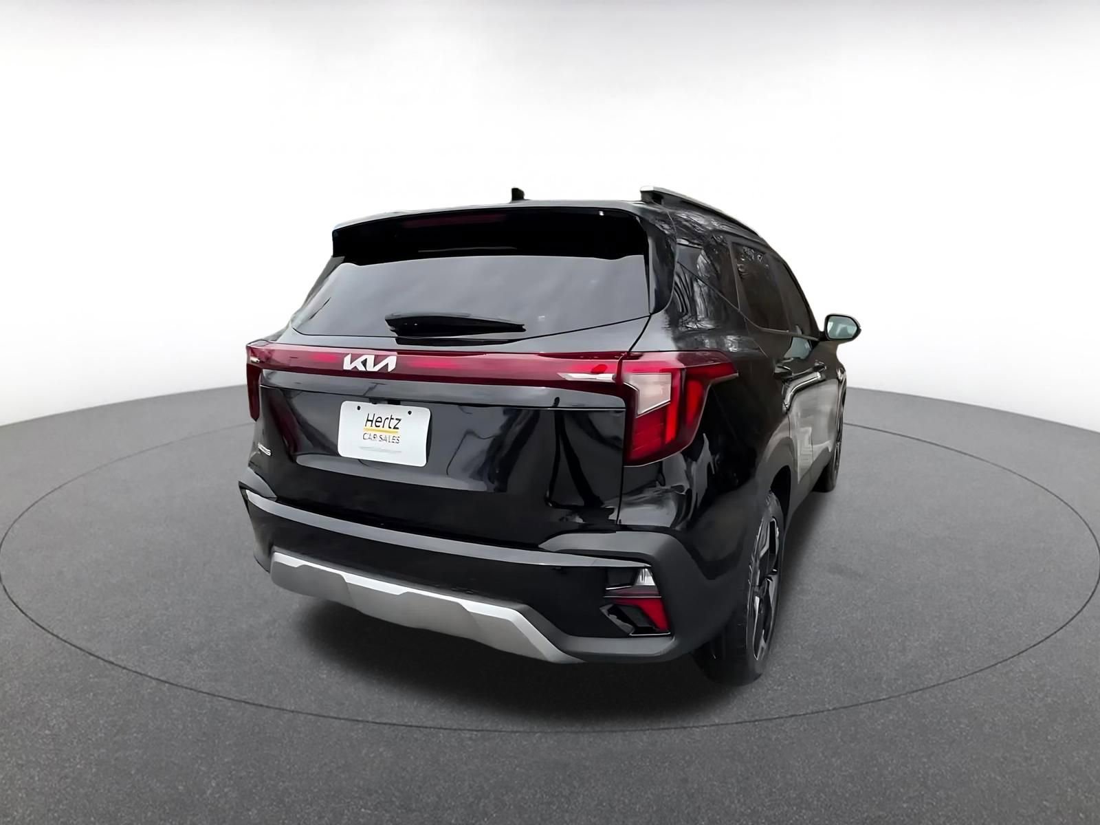 Used 2025 Kia Seltos S image 14