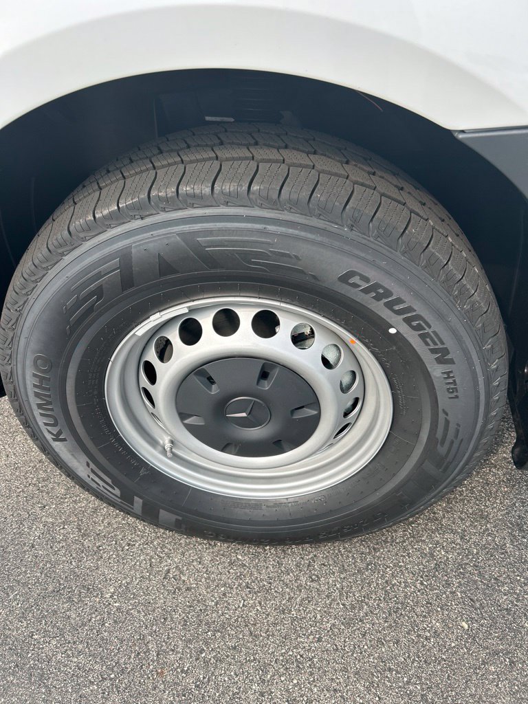 New 2026 Mercedes-Benz Sprinter 2500 image 4