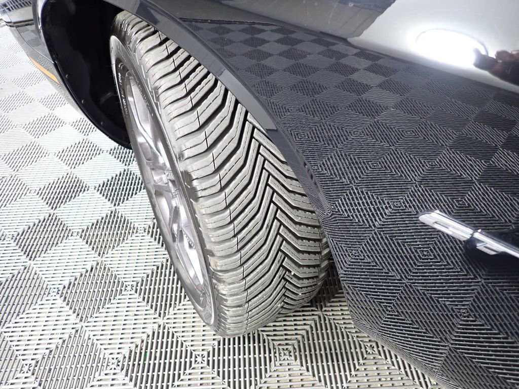 Used 2018 Dodge Challenger GT image 42