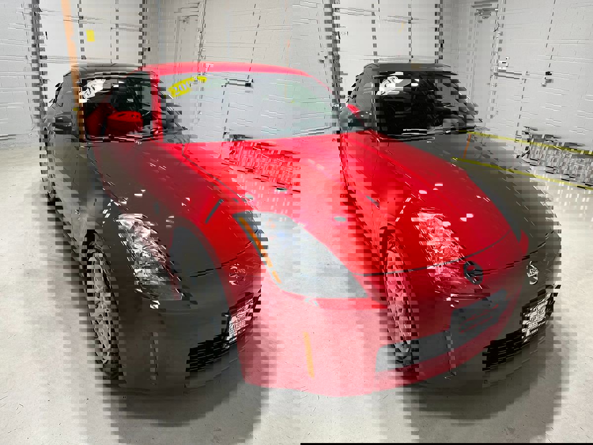 Used 2003 Nissan 350Z Touring image 3