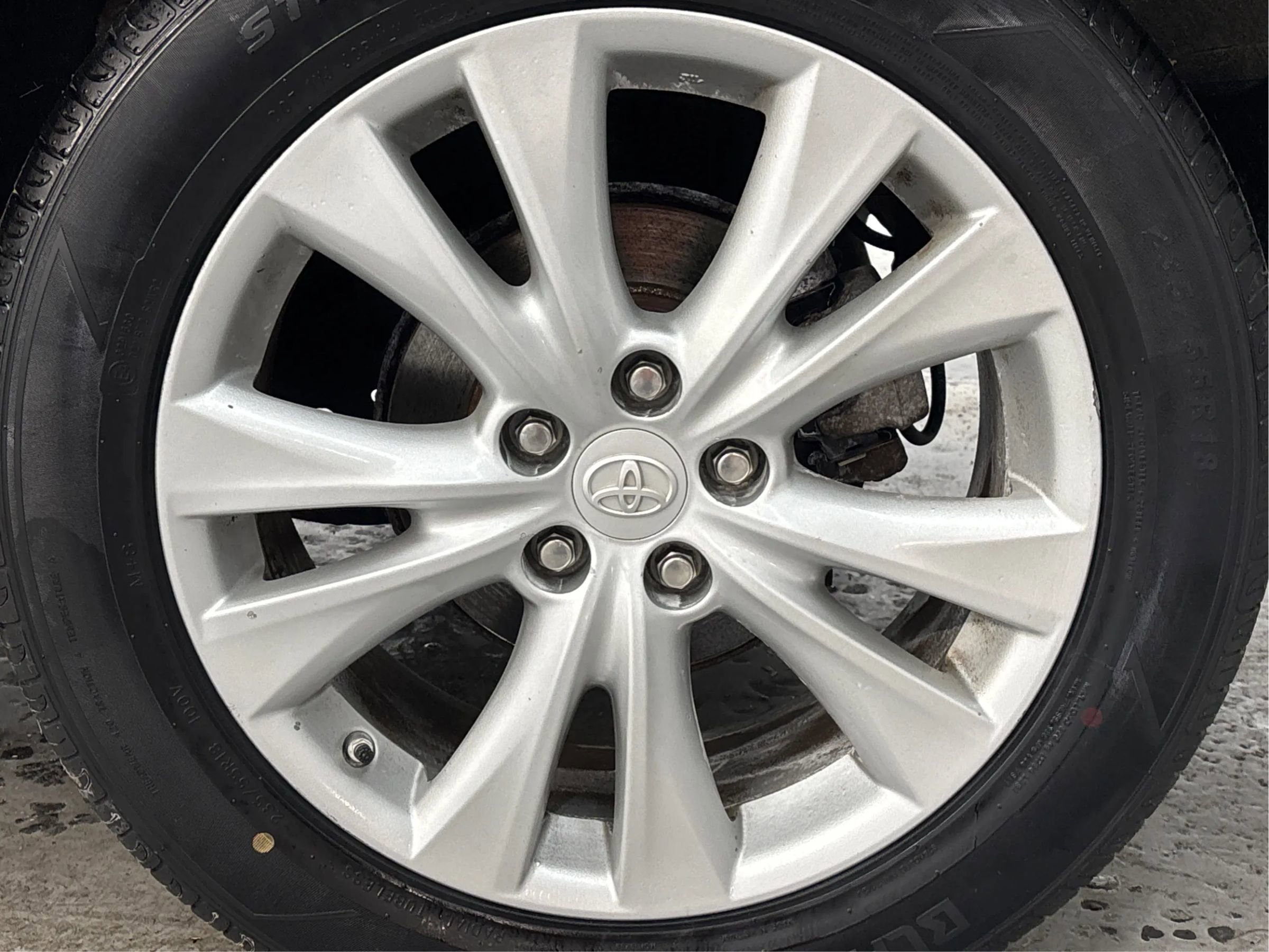 Used 2014 Toyota RAV4 Limited image 30