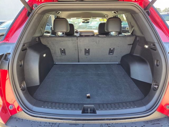 Used 2025 Chevrolet Equinox ACTIV w/ Safety and Technology Package image 23