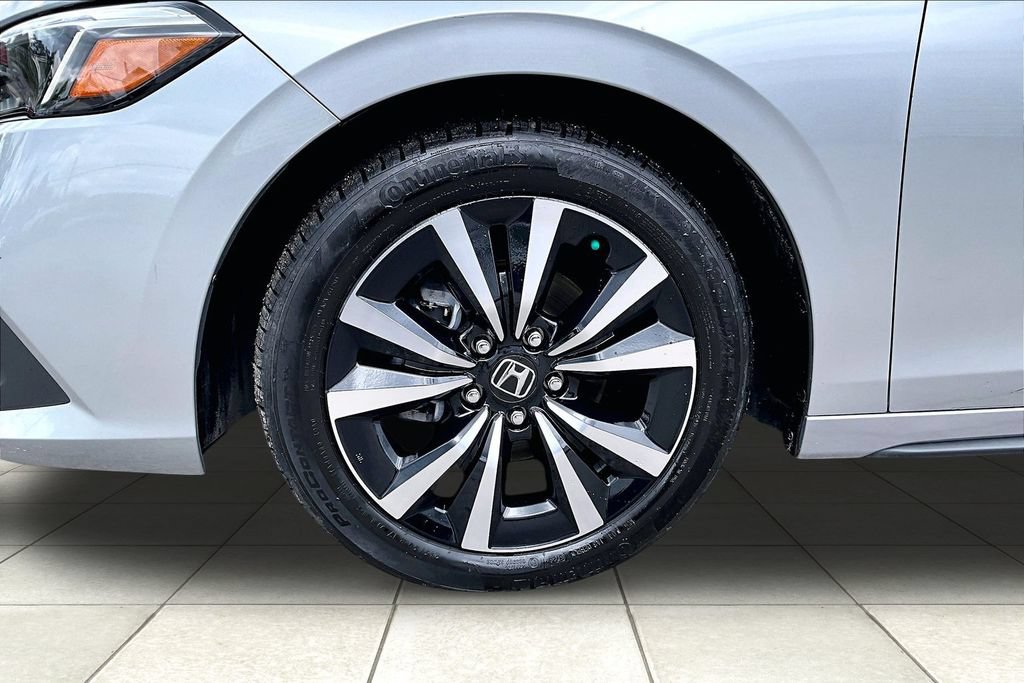Used 2024 Honda Civic EX-L image 9